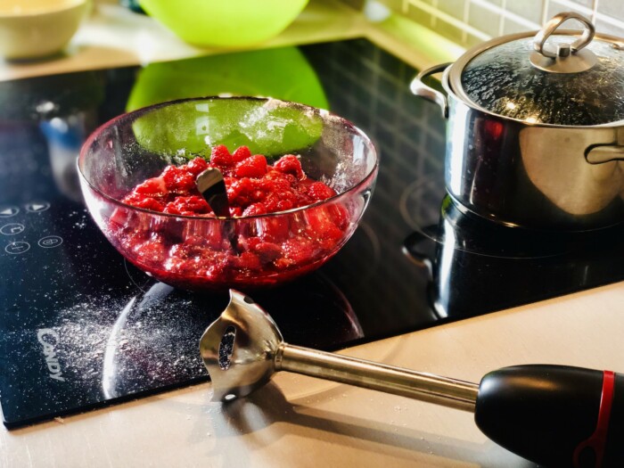 Maca Smoothies lassen sich praktisch in jeder Küchenmaschine zubereiten. Foto: FotoLauraS2 via Twenty20